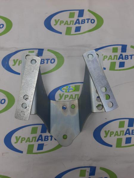 Кронштейн запасного  колеса прицепа универсальный